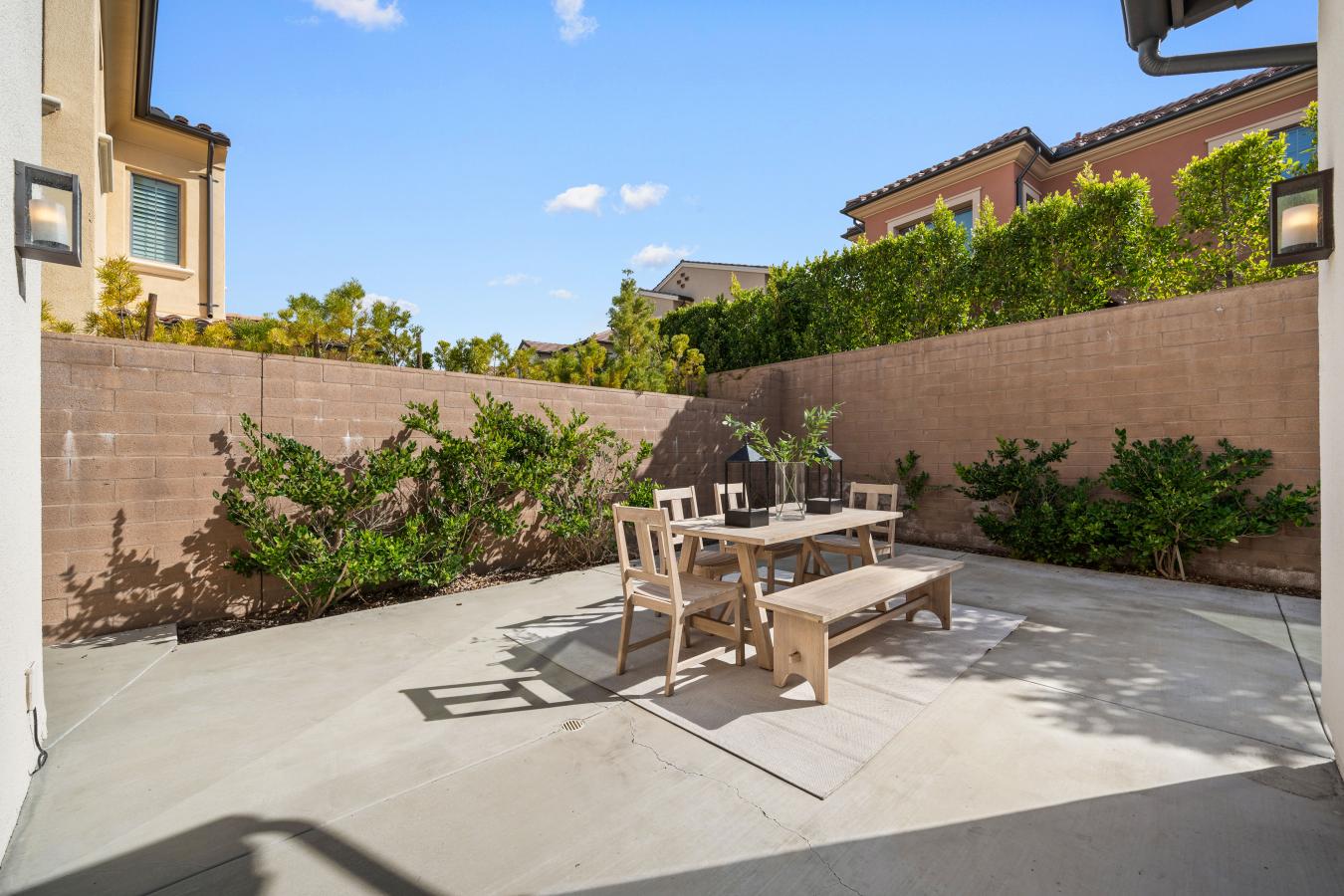 Irvine, Orange, 92602, United States, 4 Bedrooms Bedrooms, ,3 BathroomsBathrooms,Residential,For Sale,1889269