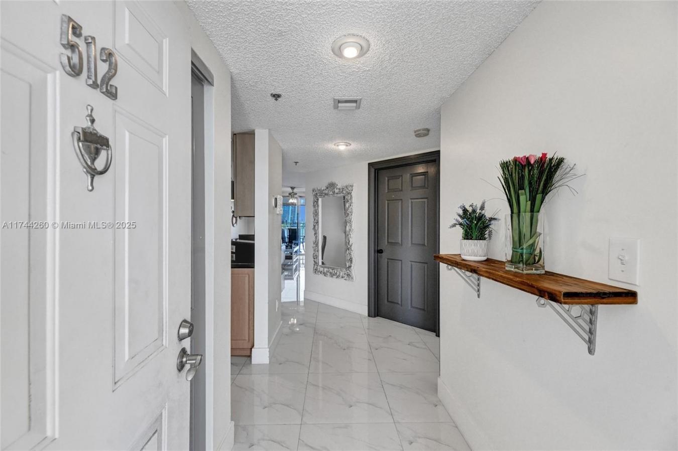 Sunny Isles Beach, Florida, 33160, United States, 2 Bedrooms Bedrooms, ,2 BathroomsBathrooms,Residential,For Sale,1709471