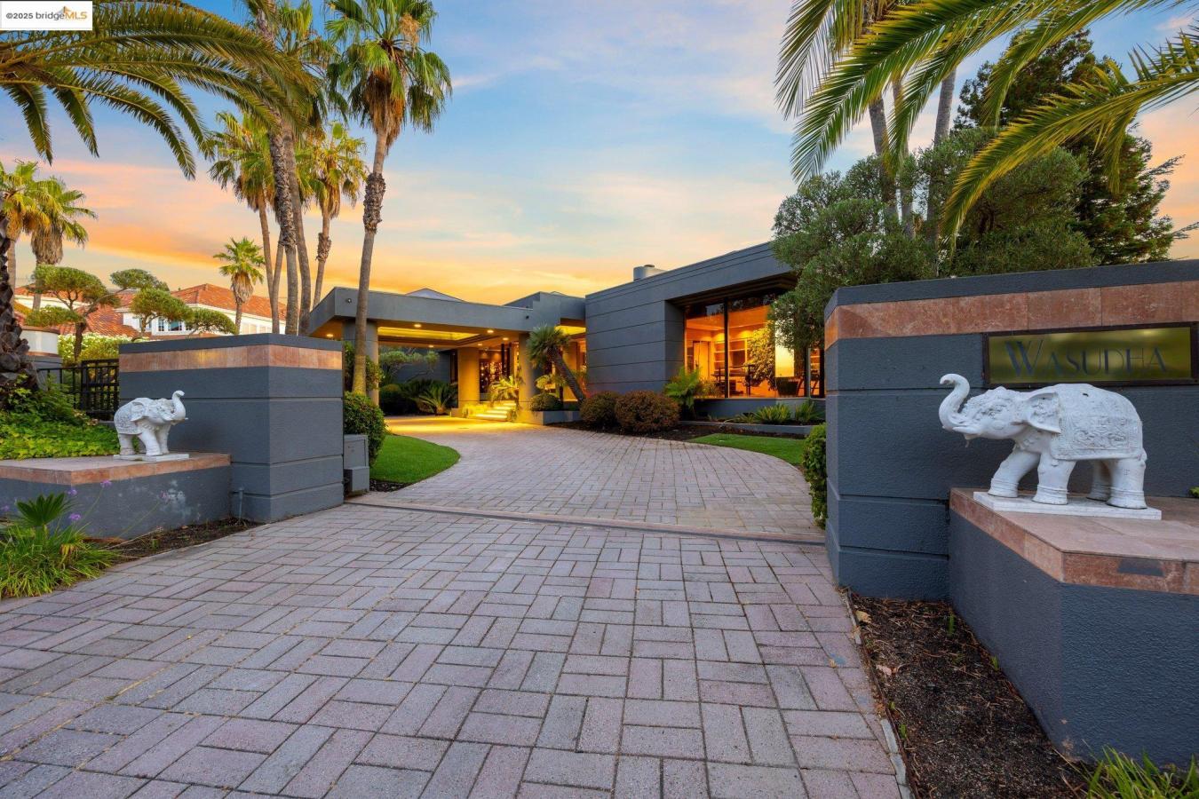 Danville, California, 94506, United States, 4 Bedrooms Bedrooms, ,5 BathroomsBathrooms,Residential,For Sale,1709469
