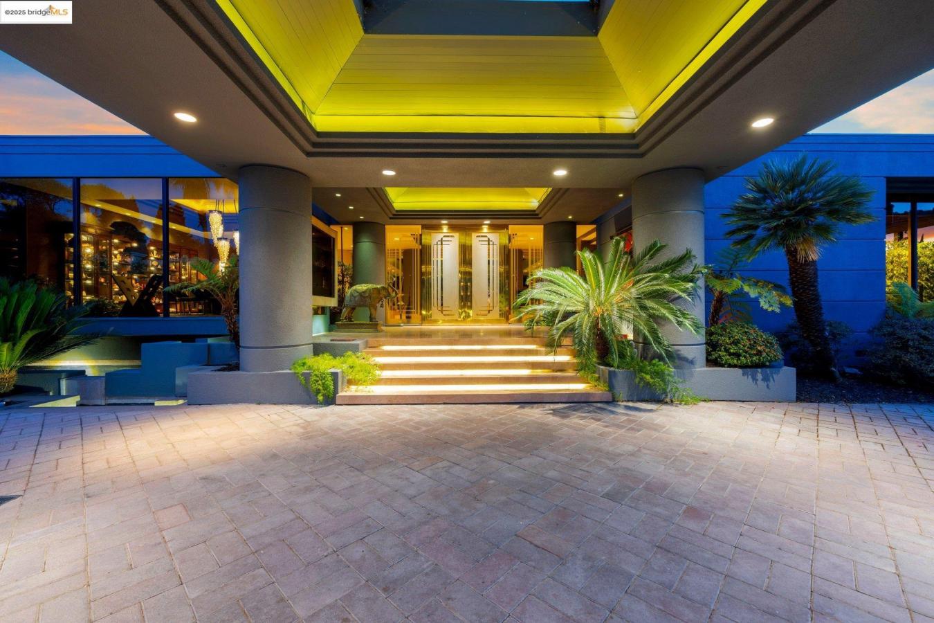 Danville, California, 94506, United States, 4 Bedrooms Bedrooms, ,5 BathroomsBathrooms,Residential,For Sale,1709469