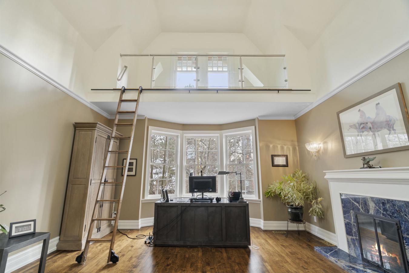 Toronto, ON, M4W 1P6, Canada, 4 Bedrooms Bedrooms, ,5 BathroomsBathrooms,Residential,For Sale,1709461