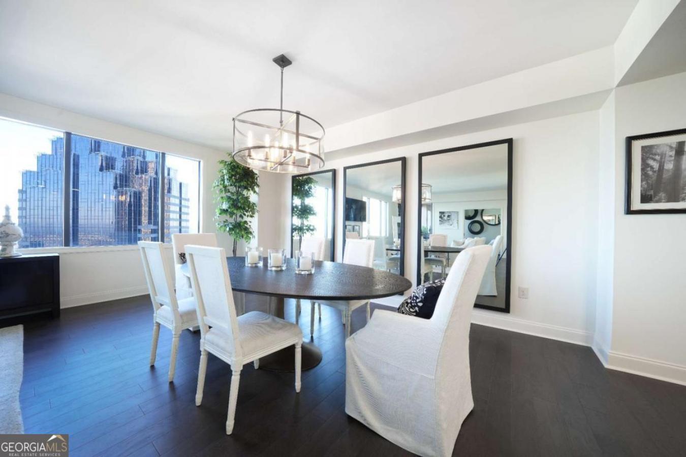 Atlanta, Georgia, 30309, United States, 2 Bedrooms Bedrooms, ,2 BathroomsBathrooms,Residential,For Sale,1709446