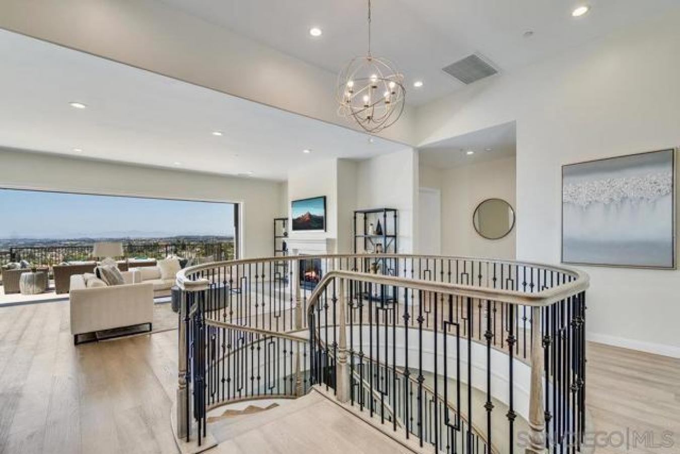 Carlsbad, California, 92009, United States, 5 Bedrooms Bedrooms, ,5 BathroomsBathrooms,Residential,For Sale,1709440