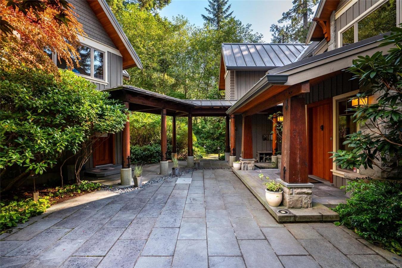 Sooke, BC, V9Z 1G9, Canada, 5 Bedrooms Bedrooms, ,Residential,For Sale,1714944
