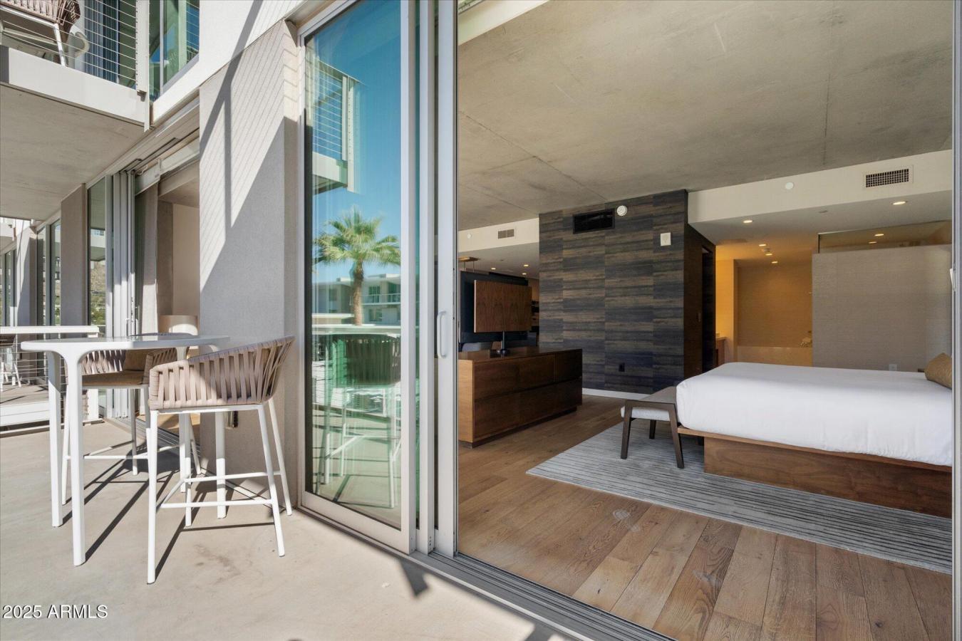 Paradise Valley, Arizona, 85253, United States, 1 Bedroom Bedrooms, ,Residential,For Sale,1714927