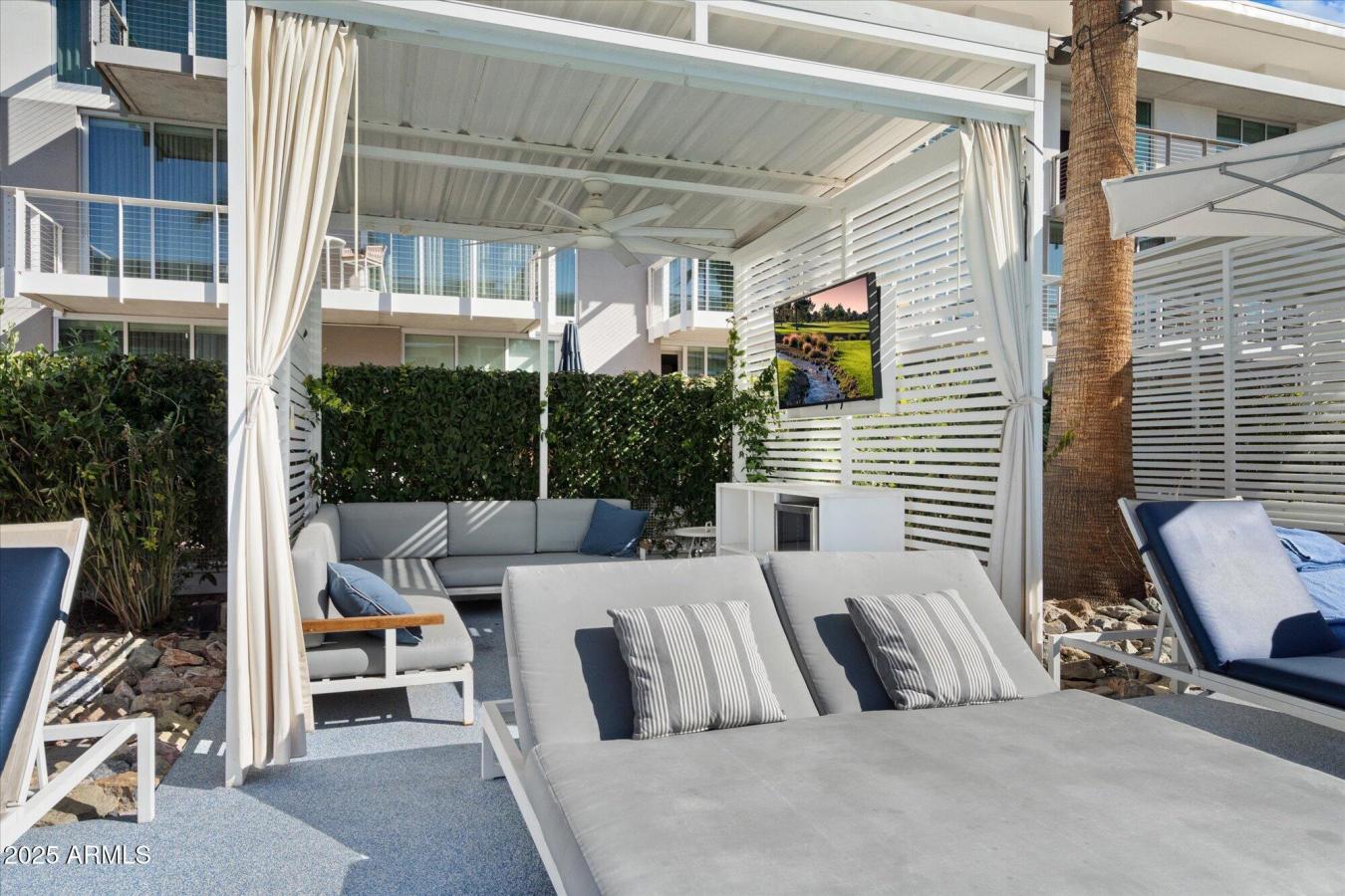 Paradise Valley, Arizona, 85253, United States, 1 Bedroom Bedrooms, ,Residential,For Sale,1714927