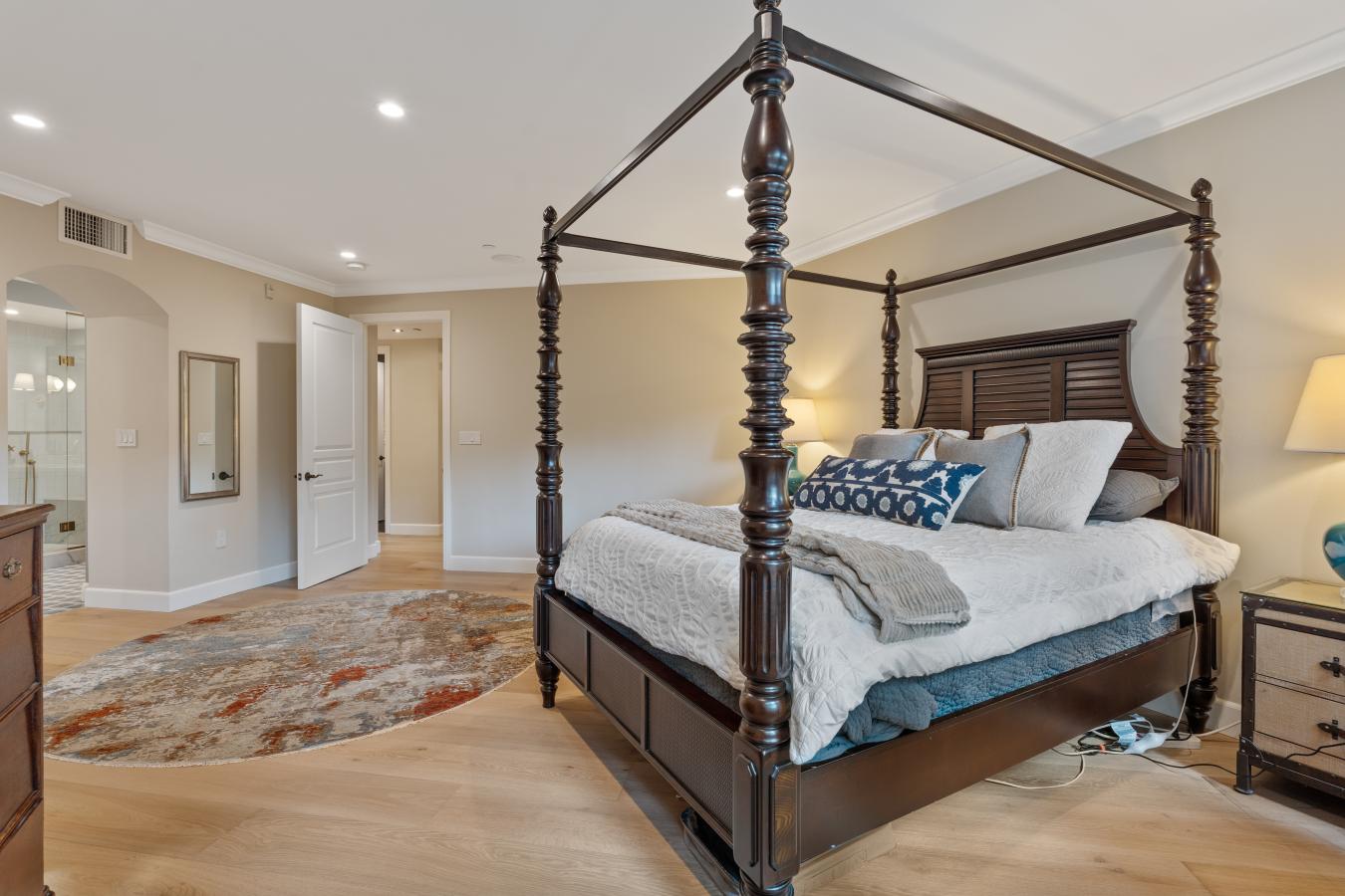 La Jolla, California, 92037, United States, 3 Bedrooms Bedrooms, ,2 BathroomsBathrooms,Residential,For Sale,1714915