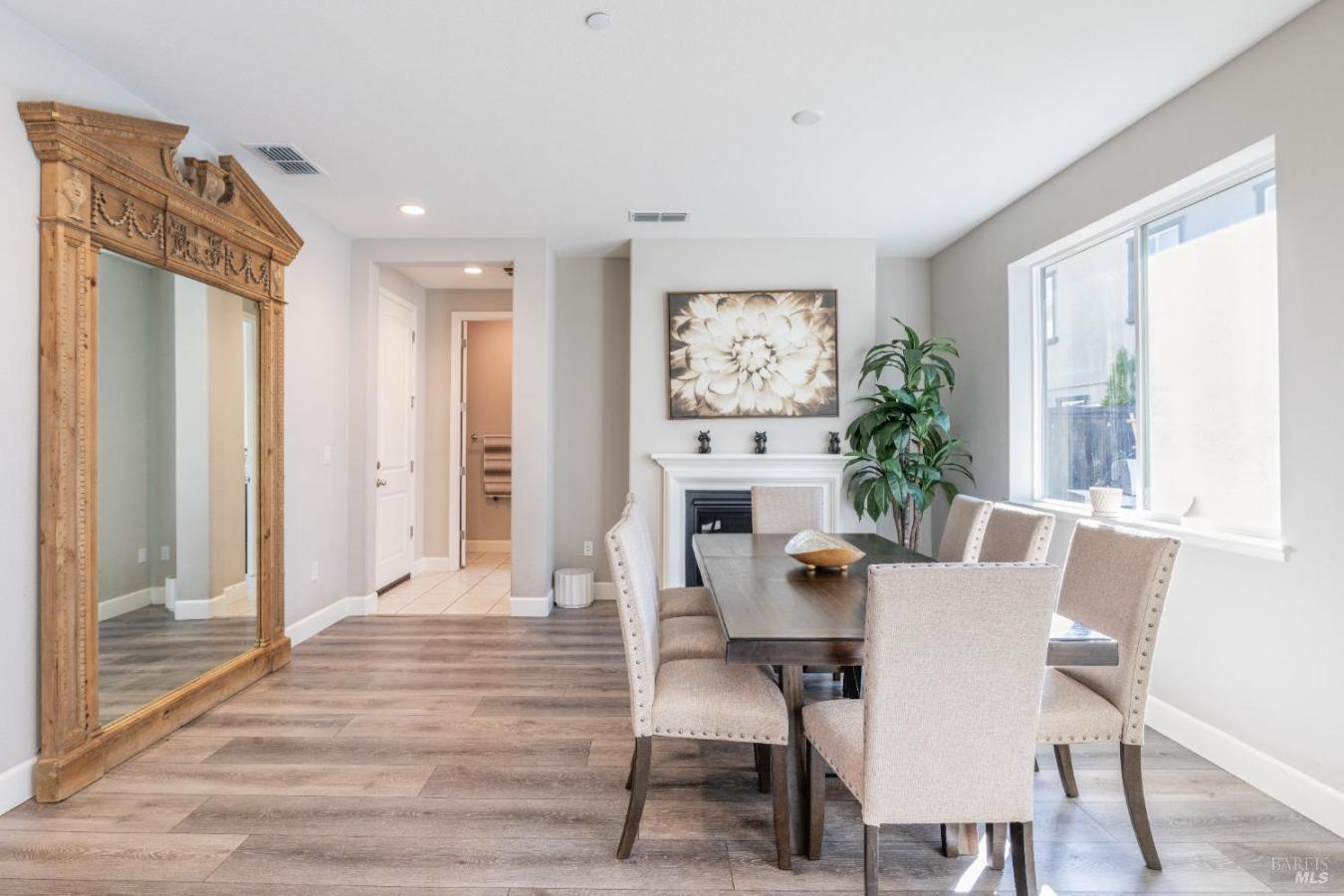 Fairfield, California, 94533, United States, 4 Bedrooms Bedrooms, ,3 BathroomsBathrooms,Residential,For Sale,1714908