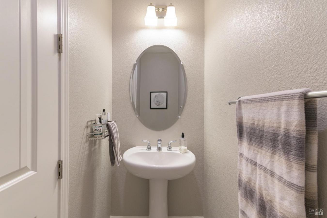 Fairfield, California, 94533, United States, 4 Bedrooms Bedrooms, ,3 BathroomsBathrooms,Residential,For Sale,1714908