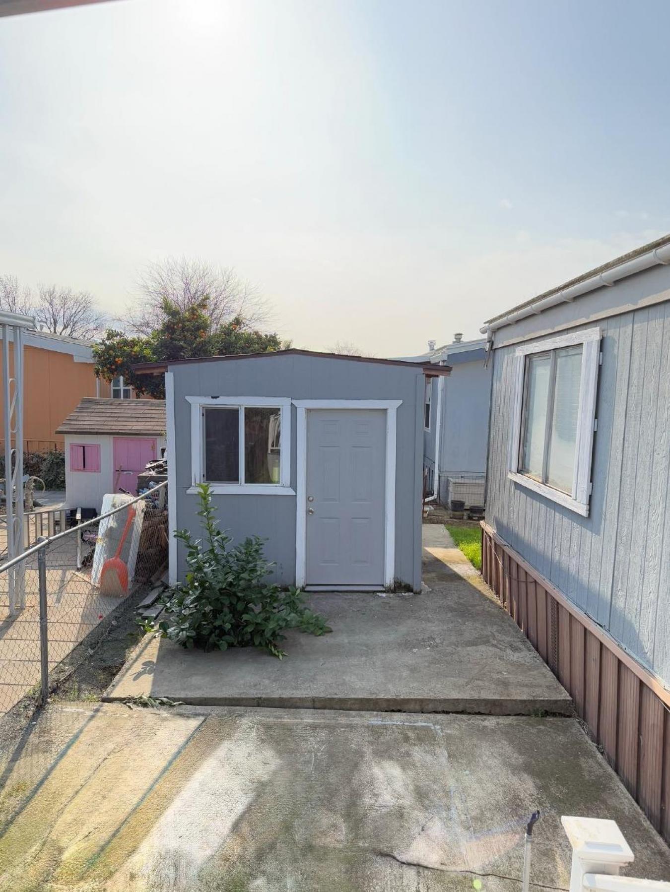 Looking for a cozy, affordable home in a prime location? This charming – image 13