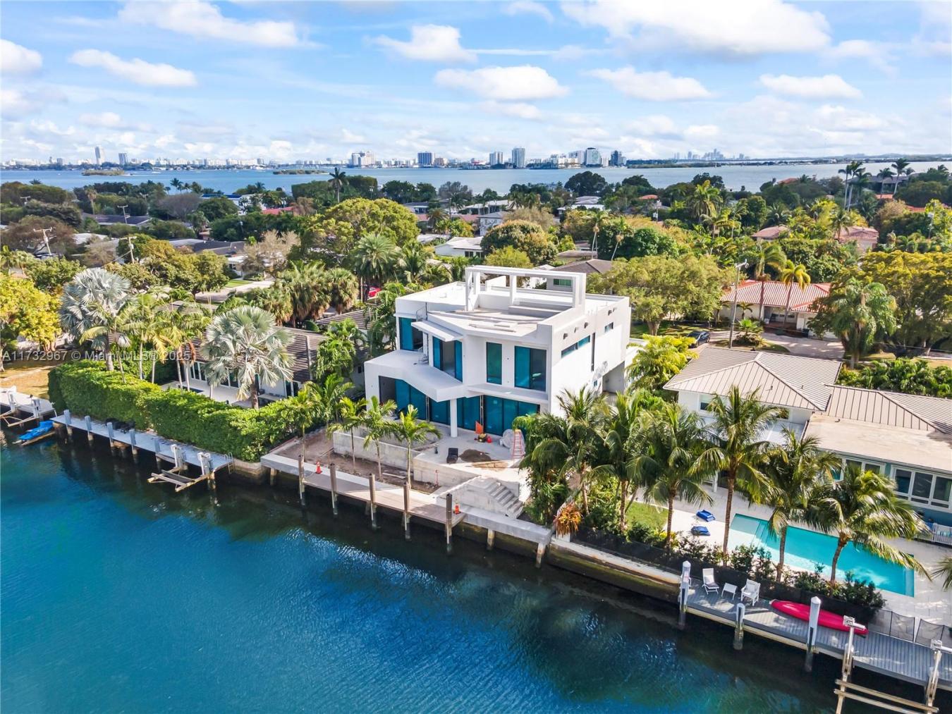 Miami Shores, Florida, 33138, United States, 4 Bedrooms Bedrooms, ,4 BathroomsBathrooms,Residential,For Sale,1714876