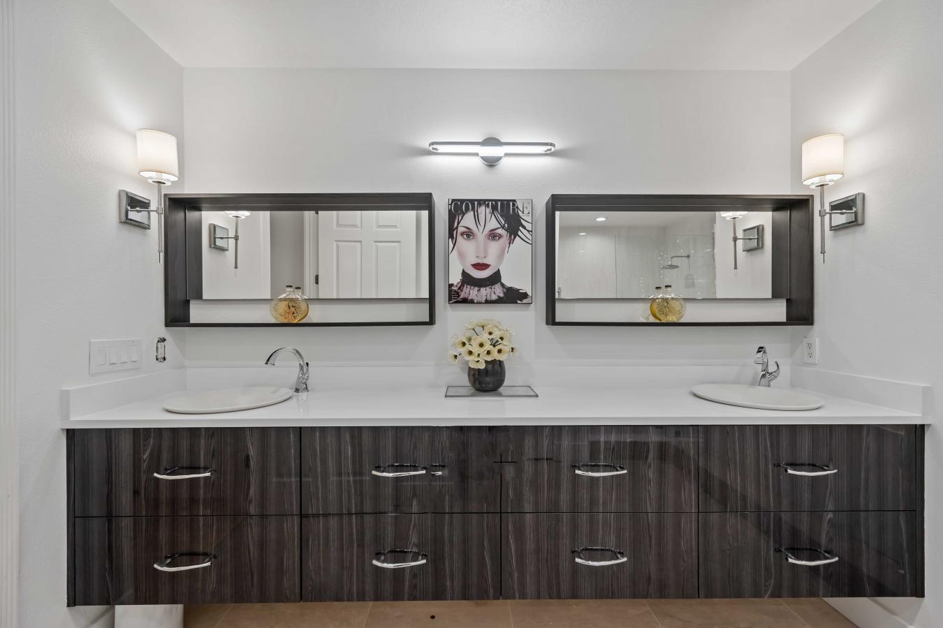 SARASOTA, Florida, 34235, United States, 3 Bedrooms Bedrooms, ,3 BathroomsBathrooms,Residential,For Sale,1714873