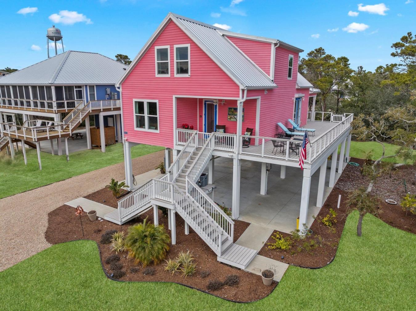 Alligator Point, Florida, 32346, United States, 4 Bedrooms Bedrooms, ,3 BathroomsBathrooms,Residential,For Sale,1714869