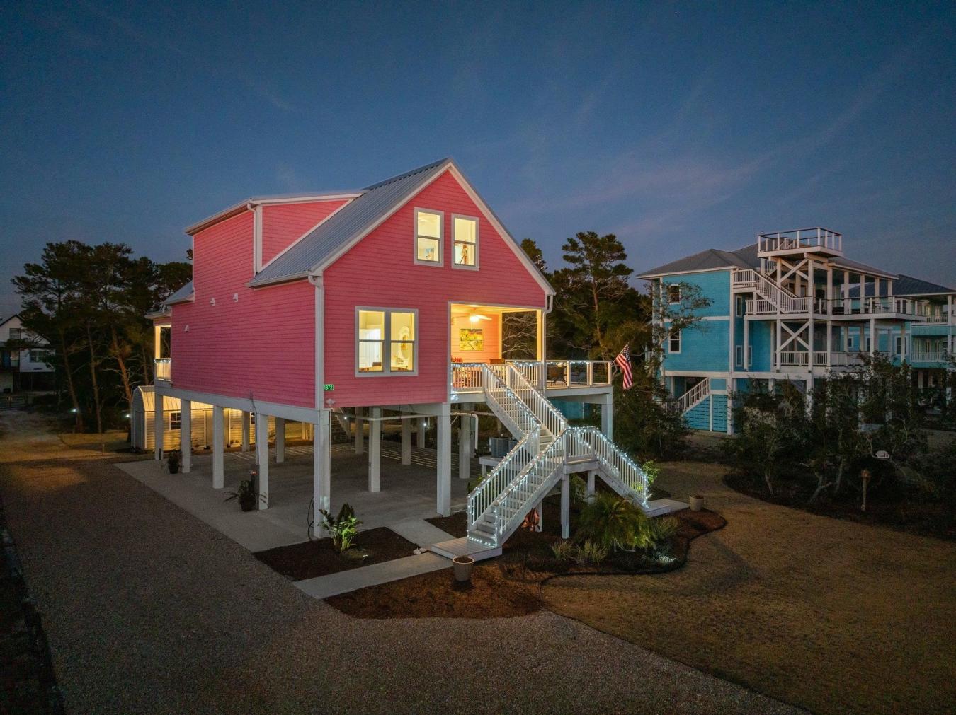 Alligator Point, Florida, 32346, United States, 4 Bedrooms Bedrooms, ,3 BathroomsBathrooms,Residential,For Sale,1714869
