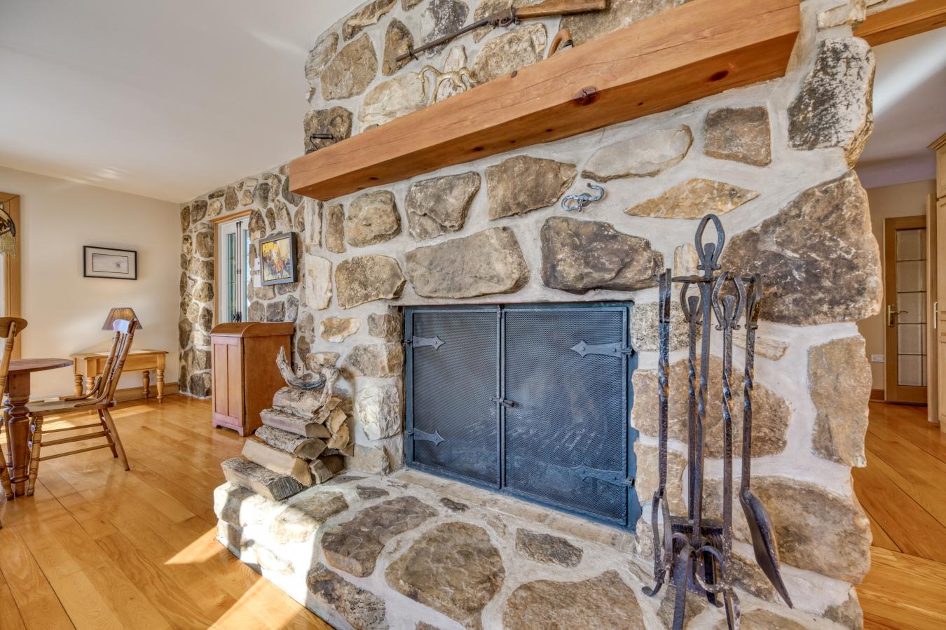 Repentigny, QC, J6A0B3, Canada, 4 Bedrooms Bedrooms, ,1 BathroomBathrooms,Residential,For Sale,1769233