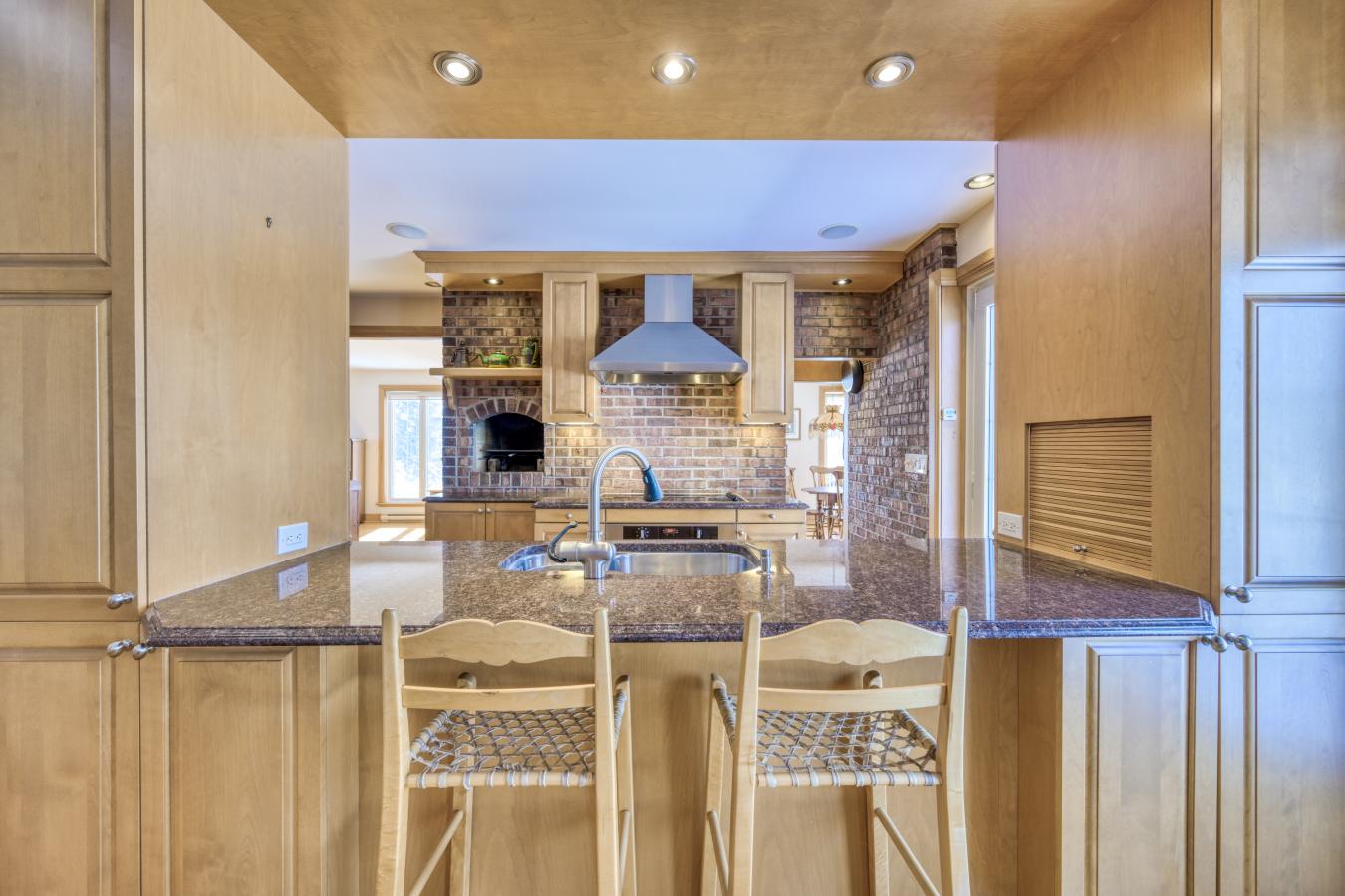 Repentigny, QC, J6A0B3, Canada, 4 Bedrooms Bedrooms, ,1 BathroomBathrooms,Residential,For Sale,1769233