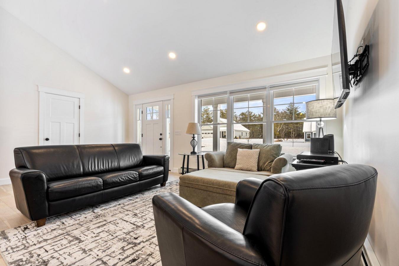 Old Orchard Beach, Maine, 04064, United States, 3 Bedrooms Bedrooms, ,2 BathroomsBathrooms,Residential,For Sale,1714862