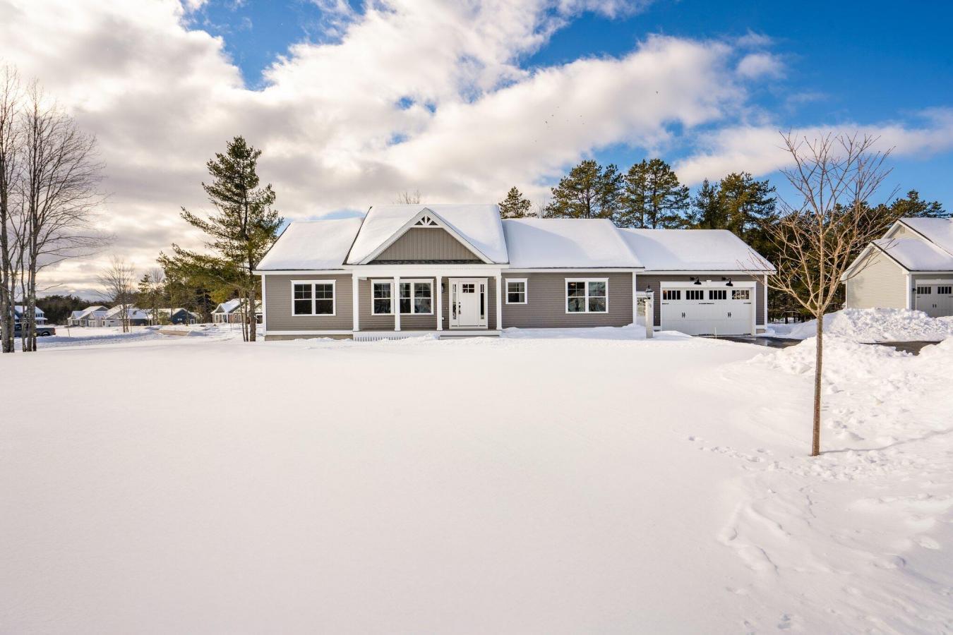 Old Orchard Beach, Maine, 04064, United States, 3 Bedrooms Bedrooms, ,2 BathroomsBathrooms,Residential,For Sale,1714862