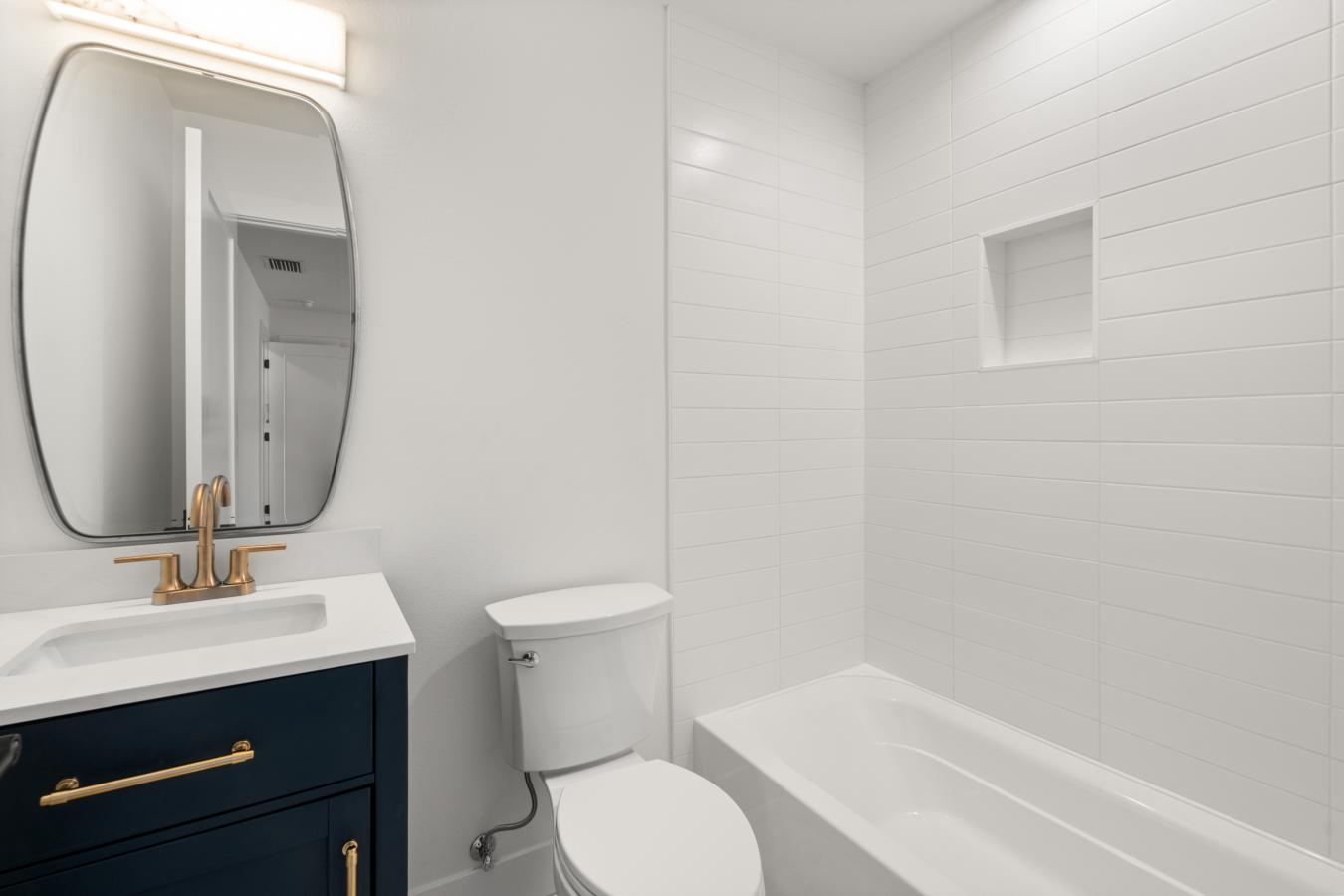 Bradenton, Florida, 34209, United States, 5 Bedrooms Bedrooms, ,-15 BathroomBathrooms,Residential,For Sale,1714843