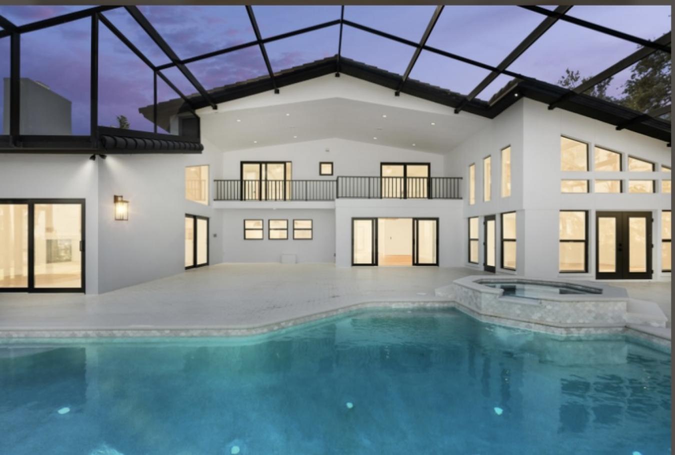 Bradenton, Florida, 34209, United States, 5 Bedrooms Bedrooms, ,-15 BathroomBathrooms,Residential,For Sale,1714843