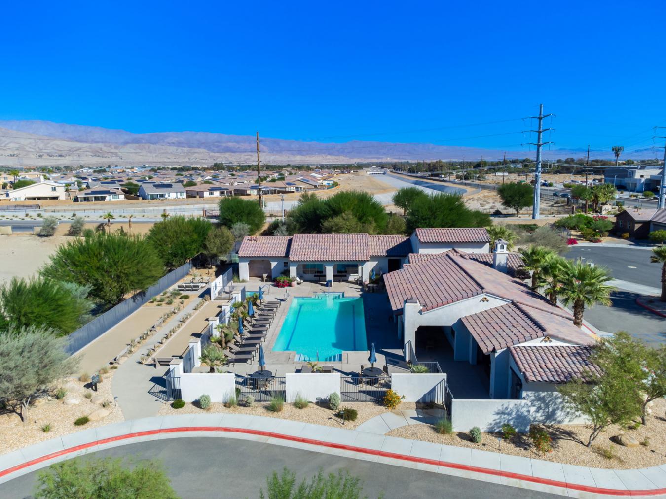 Price Reduction ~ Seller is Motivated! Fall in love with this Beautifu – image 3