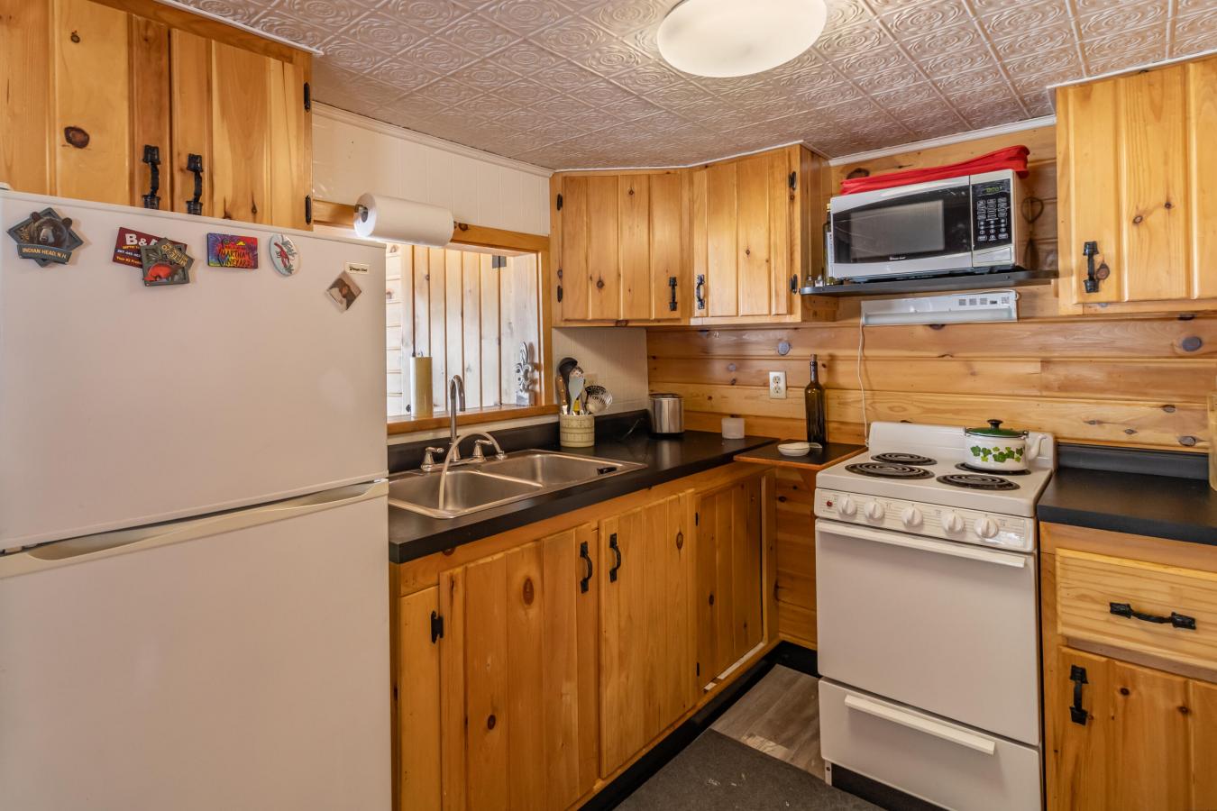 Winslow, Maine, 04901, United States, 3 Bedrooms Bedrooms, ,2 BathroomsBathrooms,Residential,For Sale,1714778