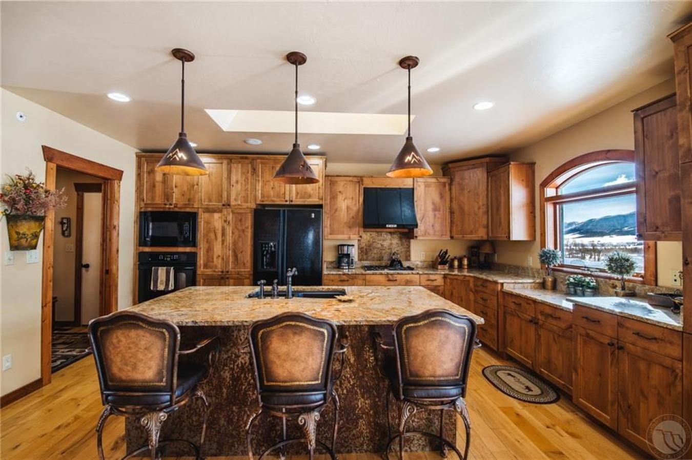 Red Lodge, Montana, 59068, United States, 6 Bedrooms Bedrooms, ,3 BathroomsBathrooms,Residential,For Sale,1714769