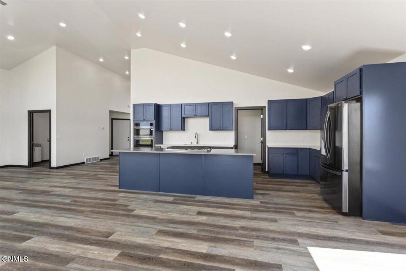 Williston, North Dakota, 58801, United States, 3 Bedrooms Bedrooms, ,2 BathroomsBathrooms,Residential,For Sale,1714768