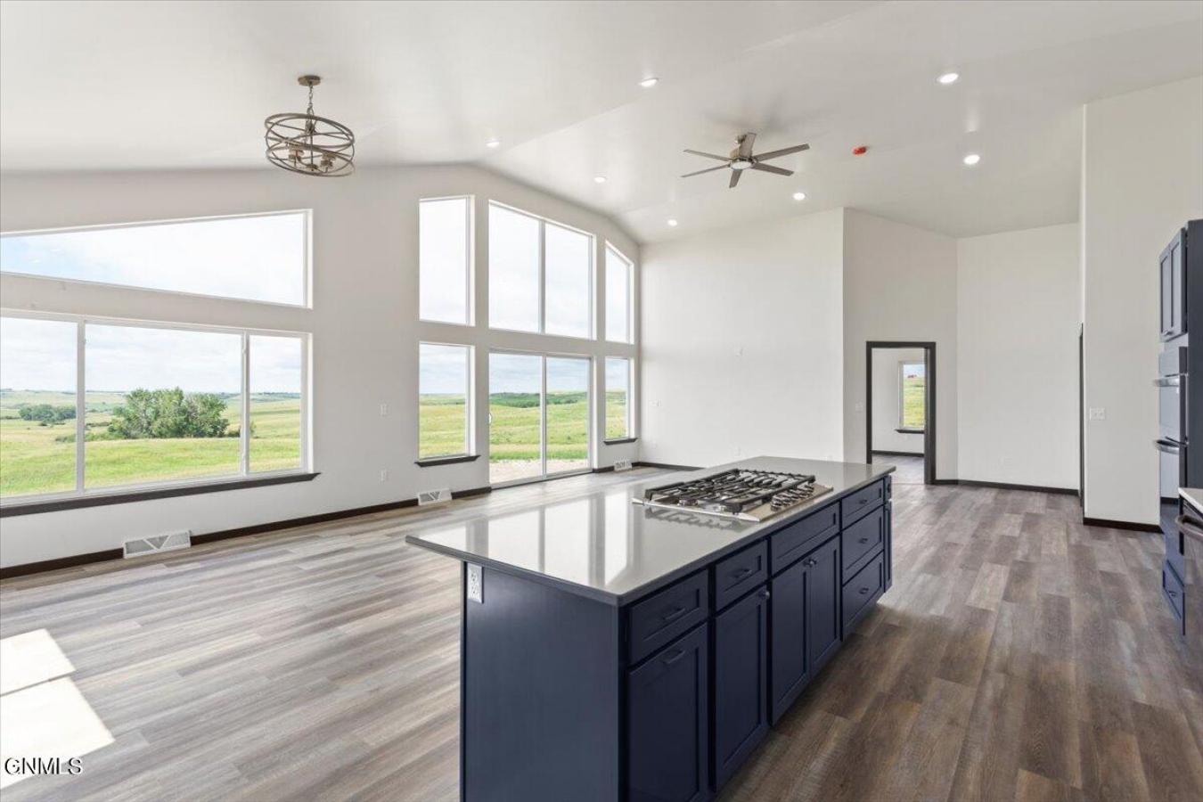 Williston, North Dakota, 58801, United States, 3 Bedrooms Bedrooms, ,2 BathroomsBathrooms,Residential,For Sale,1714768