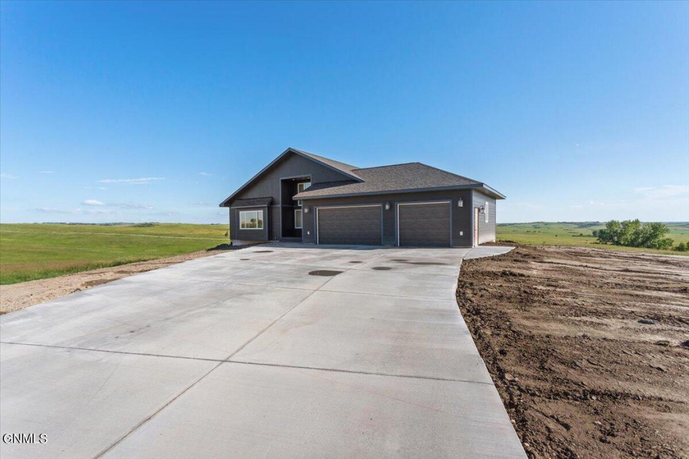Williston, North Dakota, 58801, United States, 3 Bedrooms Bedrooms, ,2 BathroomsBathrooms,Residential,For Sale,1714768