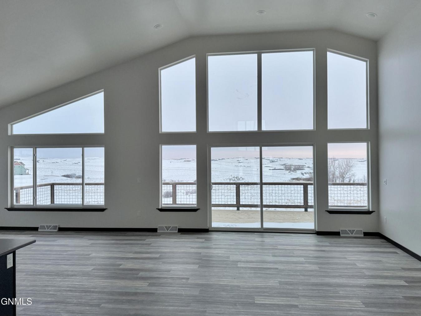 Williston, North Dakota, 58801, United States, 3 Bedrooms Bedrooms, ,2 BathroomsBathrooms,Residential,For Sale,1714768