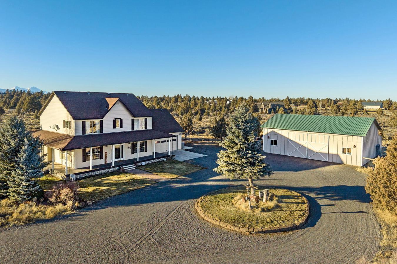 Bend, Oregon, 97702, United States, 4 Bedrooms Bedrooms, ,2 BathroomsBathrooms,Residential,For Sale,1714738 Bend, Oregon, 97702, United States, 4 Bedrooms Bedrooms, ,2 BathroomsBathrooms,Residential,For Sale,1714738