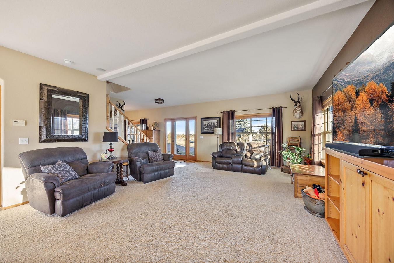 Bend, Oregon, 97702, United States, 4 Bedrooms Bedrooms, ,2 BathroomsBathrooms,Residential,For Sale,1714738