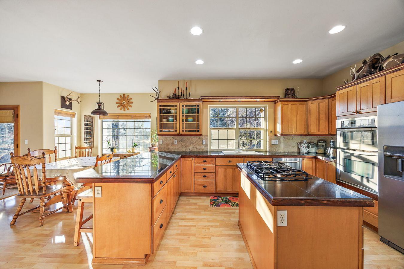 Bend, Oregon, 97702, United States, 4 Bedrooms Bedrooms, ,2 BathroomsBathrooms,Residential,For Sale,1714738