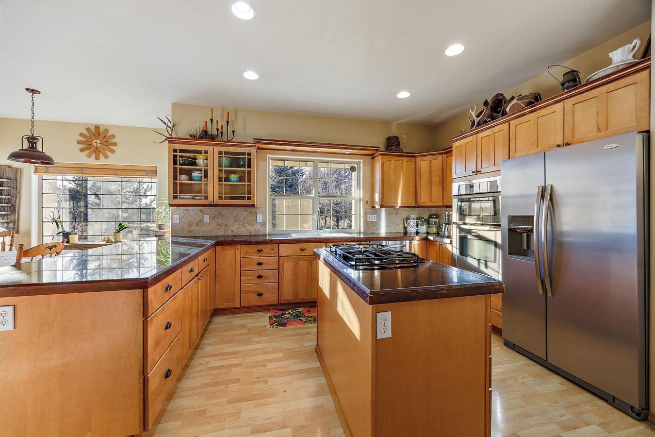 Bend, Oregon, 97702, United States, 4 Bedrooms Bedrooms, ,2 BathroomsBathrooms,Residential,For Sale,1714738