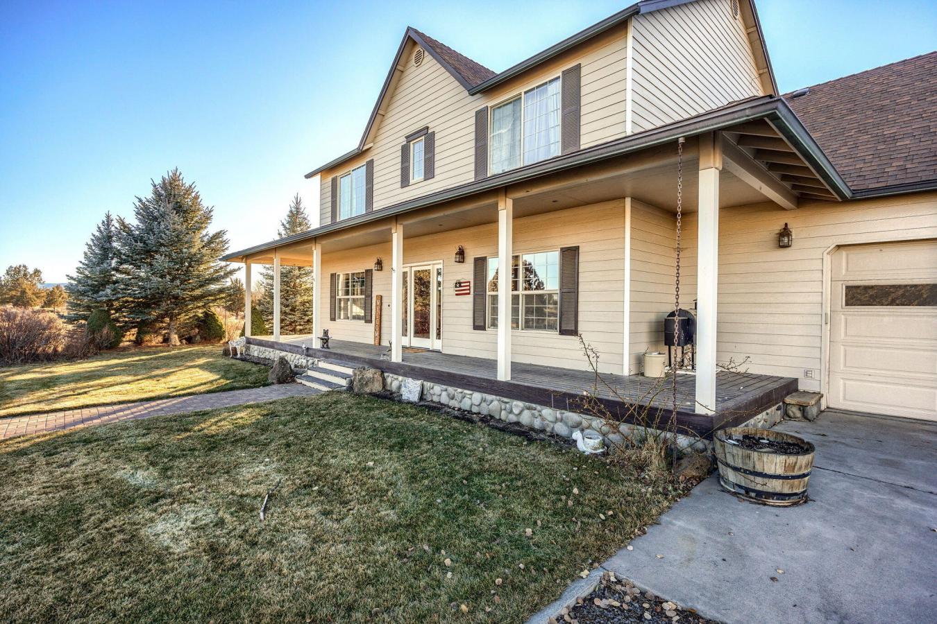 Bend, Oregon, 97702, United States, 4 Bedrooms Bedrooms, ,2 BathroomsBathrooms,Residential,For Sale,1714738