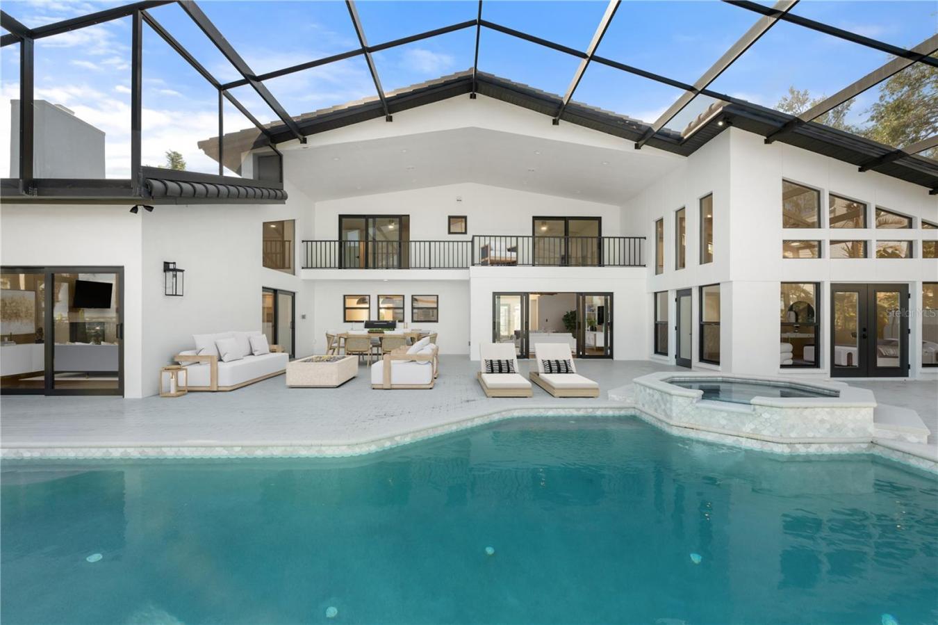 BRADENTON, Florida, 34209, United States, 5 Bedrooms Bedrooms, ,5 BathroomsBathrooms,Residential,For Sale,1714737