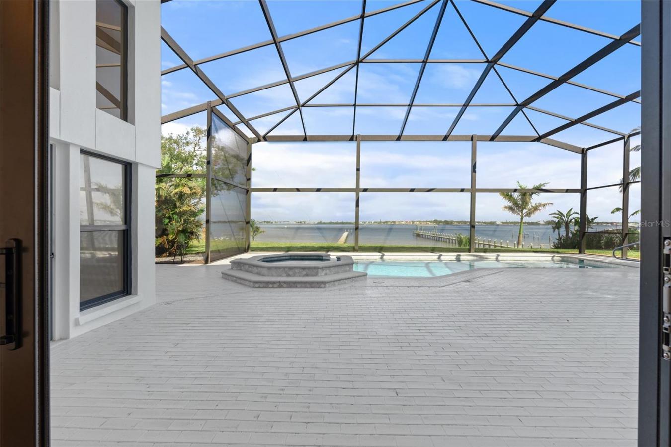 BRADENTON, Florida, 34209, United States, 5 Bedrooms Bedrooms, ,5 BathroomsBathrooms,Residential,For Sale,1714737