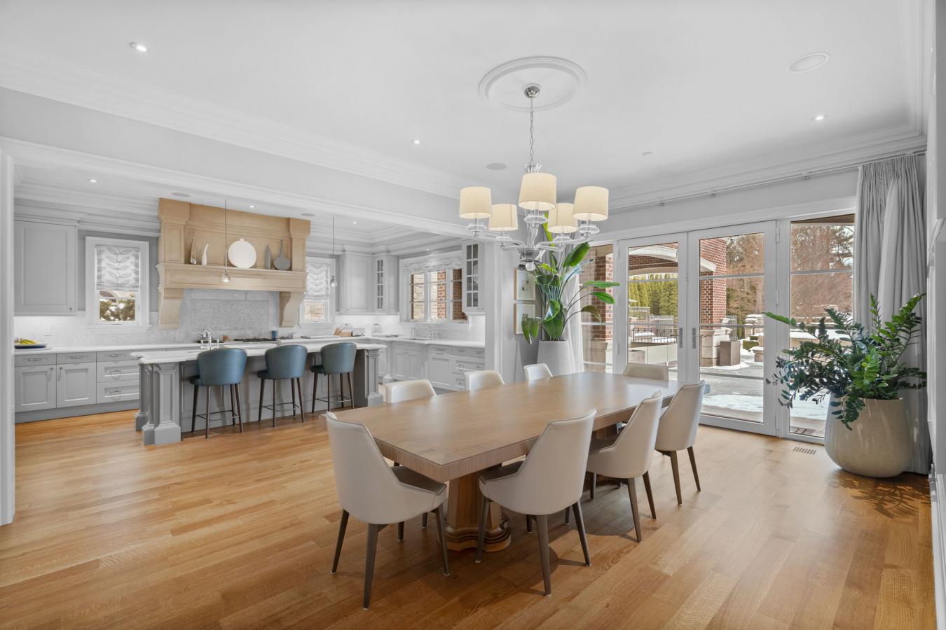 Richmond Hill, ON, L4C 6X6, Canada, 5 Bedrooms Bedrooms, ,9 BathroomsBathrooms,Residential,For Sale,1714733