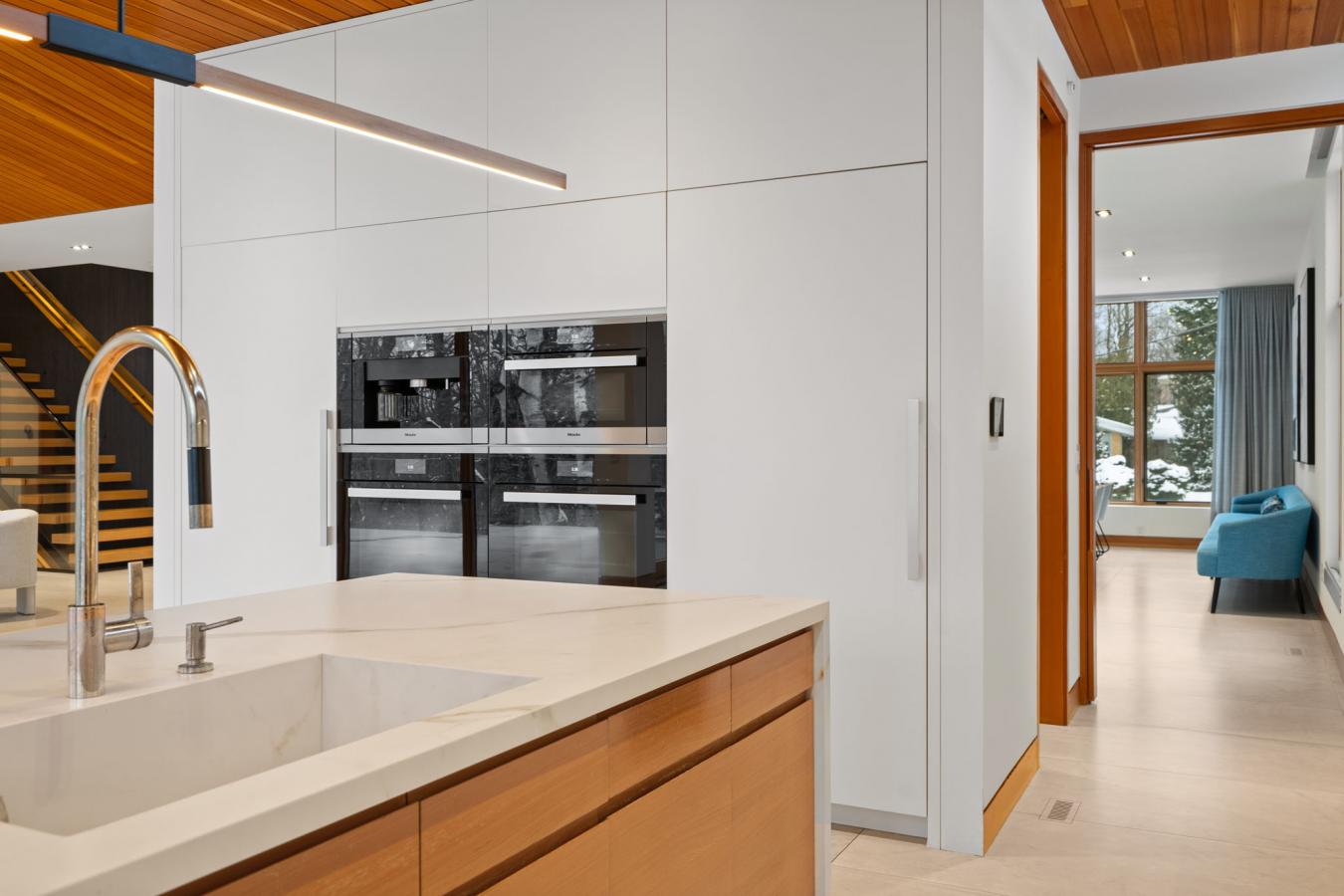 Toronto, ON, M3H 1J4, Canada, 6 Bedrooms Bedrooms, ,10 BathroomsBathrooms,Residential,For Sale,1714729