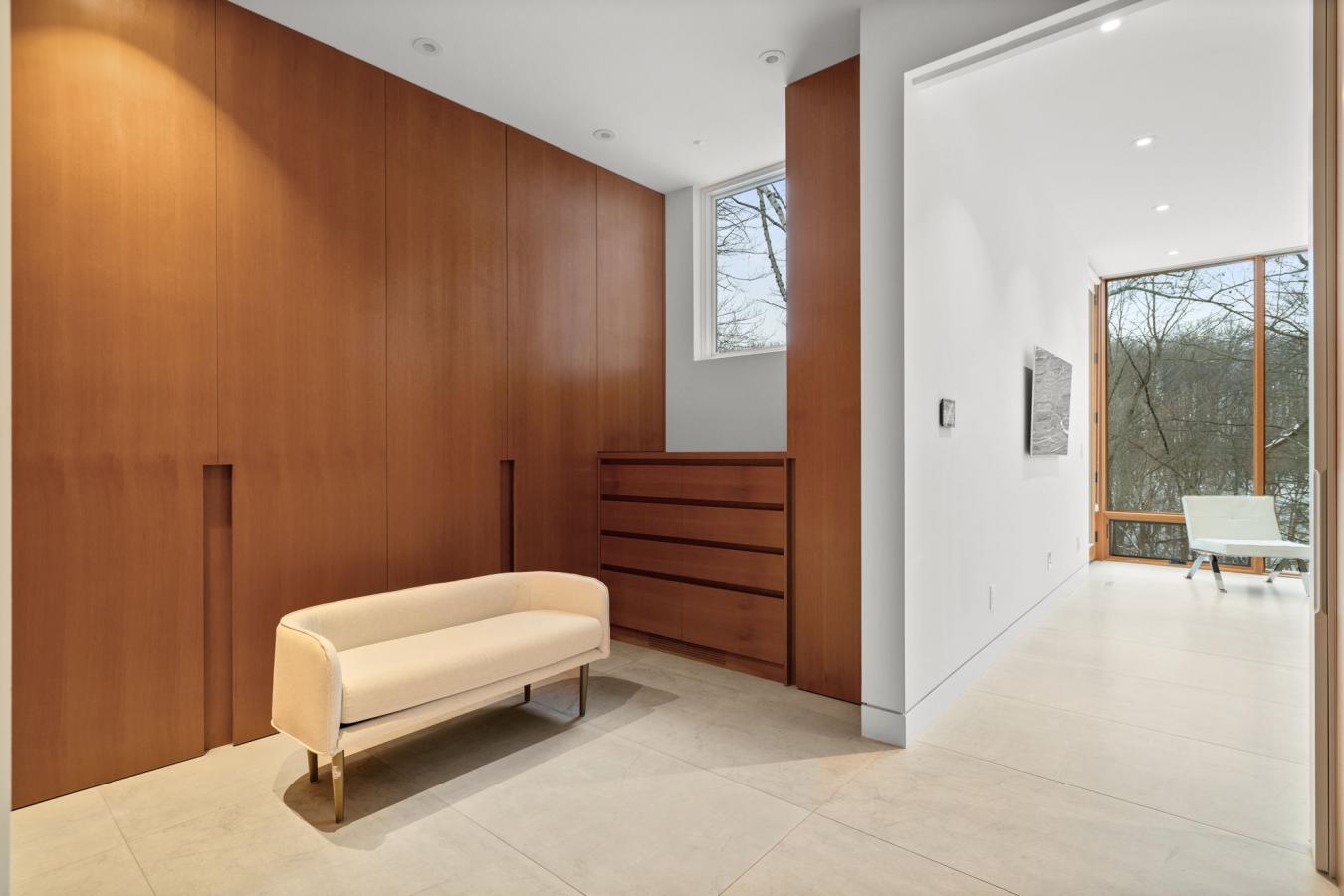 Toronto, ON, M3H 1J4, Canada, 6 Bedrooms Bedrooms, ,10 BathroomsBathrooms,Residential,For Sale,1714729