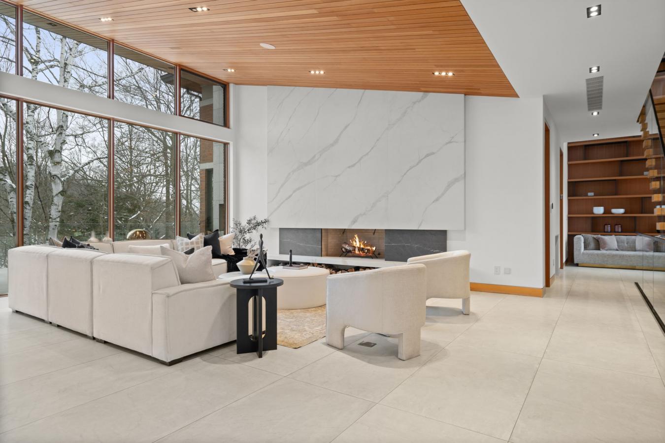 Toronto, ON, M3H 1J4, Canada, 6 Bedrooms Bedrooms, ,10 BathroomsBathrooms,Residential,For Sale,1714729