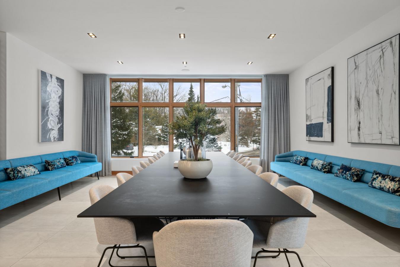 Toronto, ON, M3H 1J4, Canada, 6 Bedrooms Bedrooms, ,10 BathroomsBathrooms,Residential,For Sale,1714729