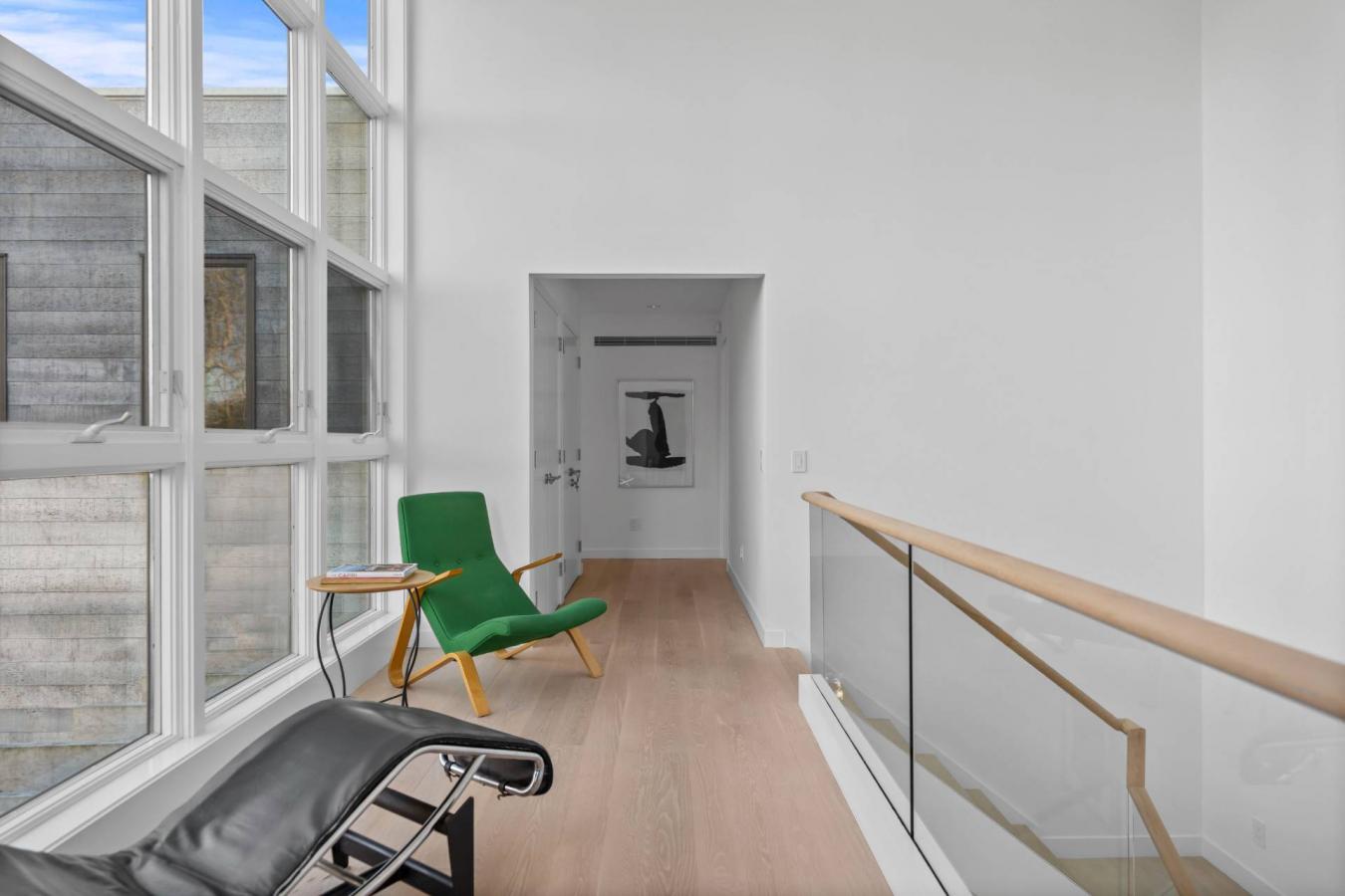 East Hampton, New York, 11937, United States, 5 Bedrooms Bedrooms, ,6 BathroomsBathrooms,Residential,For Sale,1828898