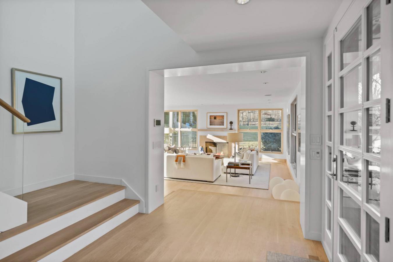 East Hampton, New York, 11937, United States, 5 Bedrooms Bedrooms, ,6 BathroomsBathrooms,Residential,For Sale,1828898