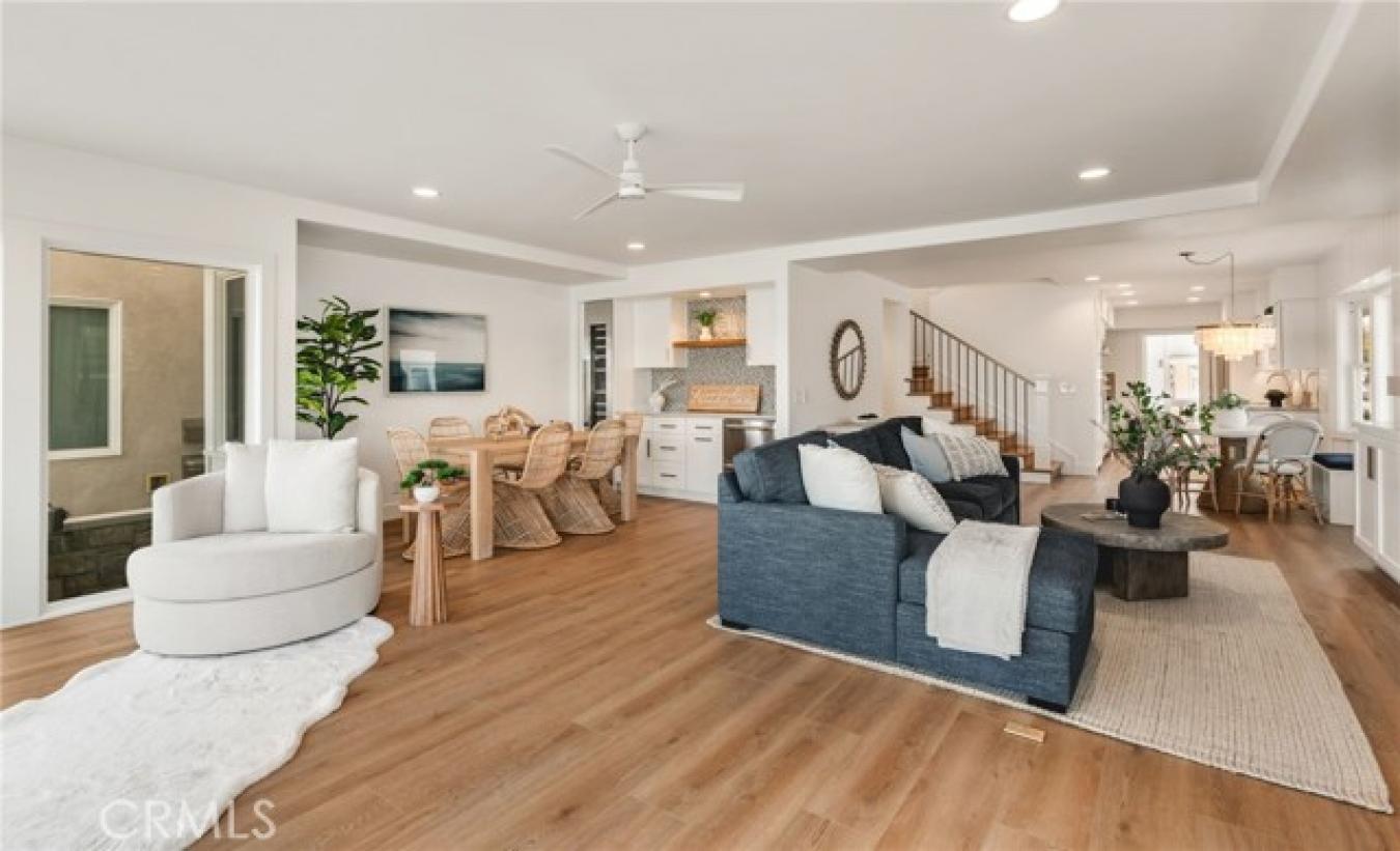 Newport Beach, California, 92661, United States, 5 Bedrooms Bedrooms, ,4 BathroomsBathrooms,Residential,For Sale,1714715