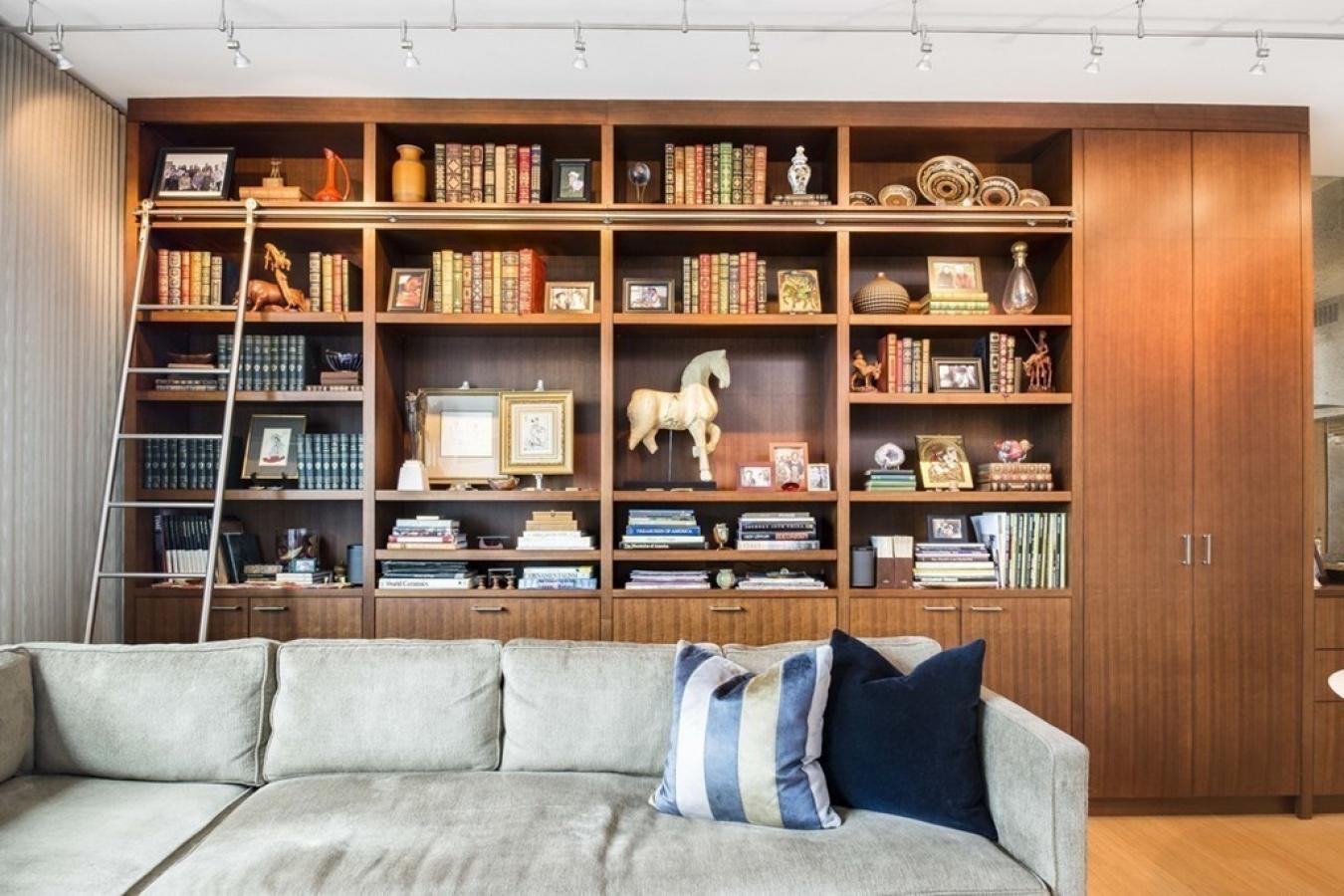 Boston, Massachusetts, 02108, United States, 2 Bedrooms Bedrooms, ,2 BathroomsBathrooms,Residential,For Sale,1717920