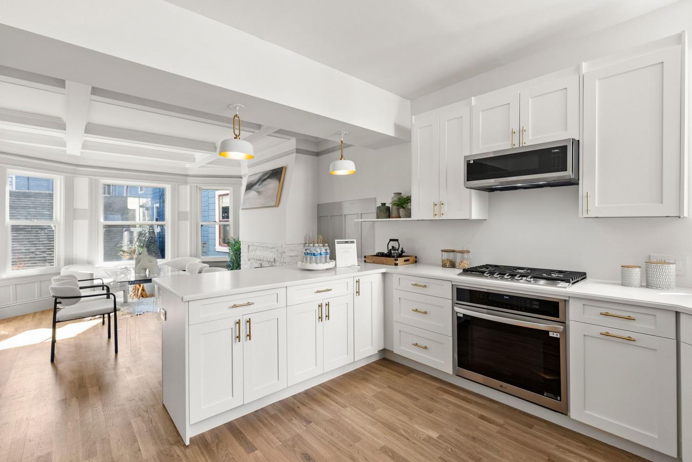 San Francisco, California, 94117, United States, 2 Bedrooms Bedrooms, ,1 BathroomBathrooms,Residential,For Sale,1725843