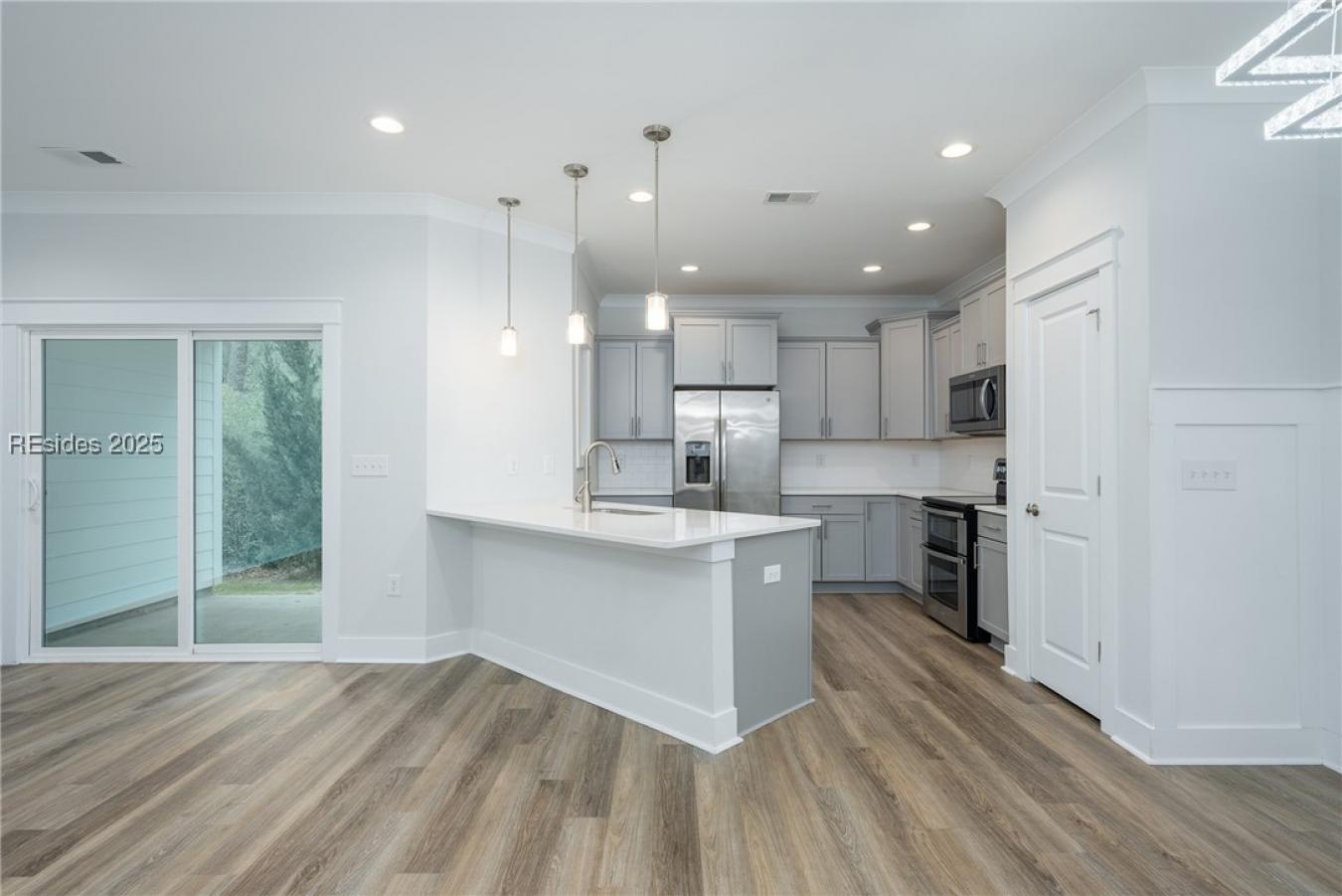 Hilton Head Island, South Carolina, 29926, United States, 4 Bedrooms Bedrooms, ,3 BathroomsBathrooms,Residential,For Sale,1717899