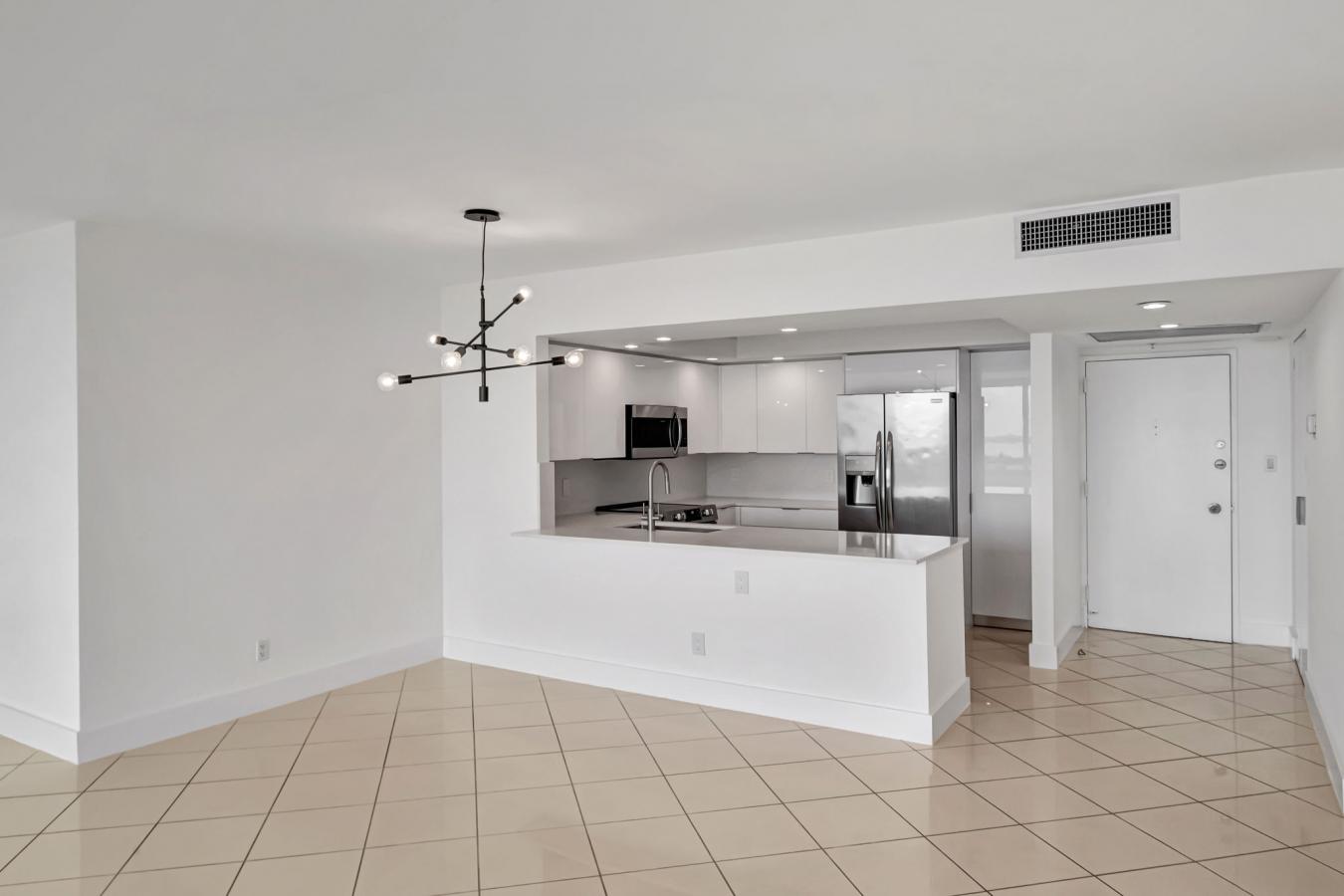 Miami, Florida, 33140, United States, 2 Bedrooms Bedrooms, ,2 BathroomsBathrooms,Residential,For Sale,1725838